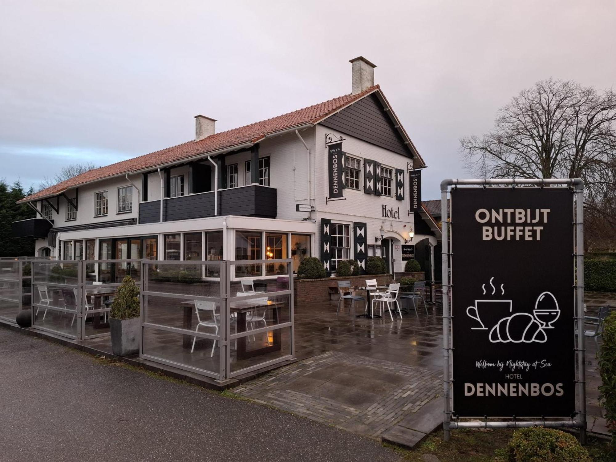 Strandhotel Dennenbos Oostkapelle Exterior foto