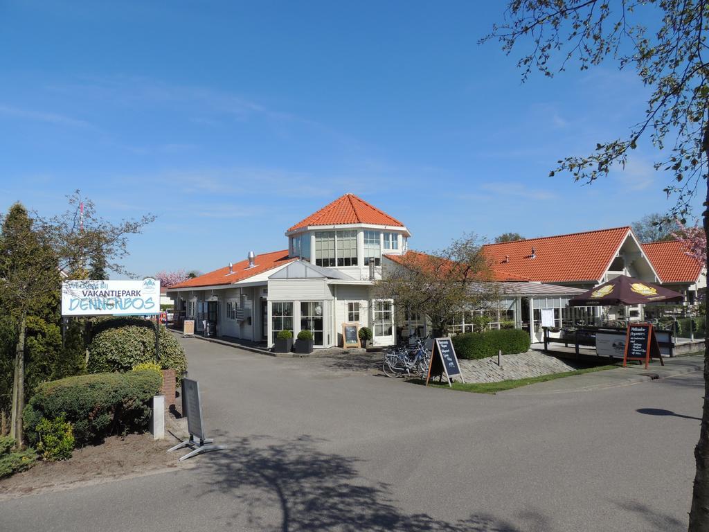 Strandhotel Dennenbos Oostkapelle Exterior foto